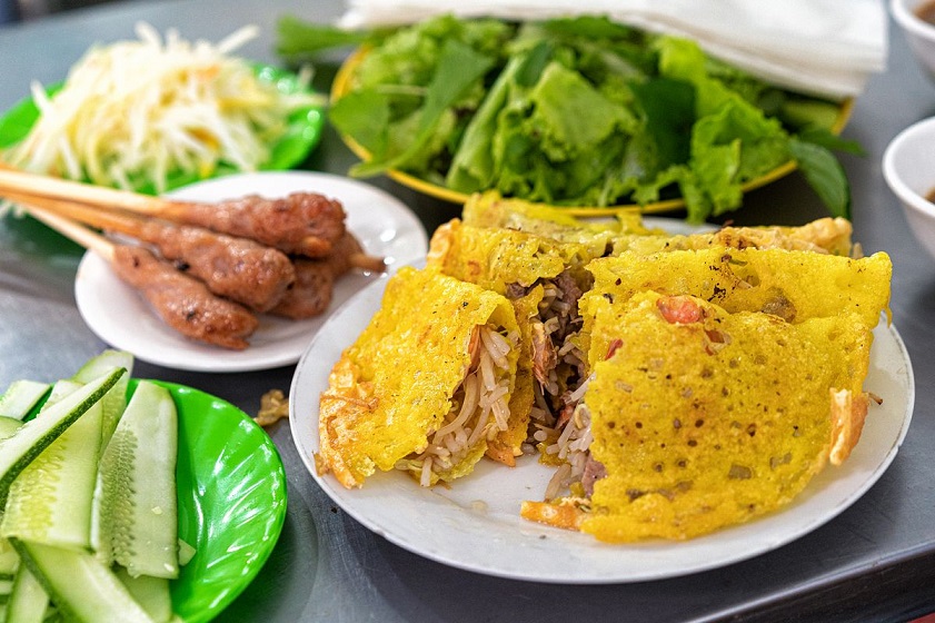 Món bánh xèo nem lụi đặc sản Đà Nẵng