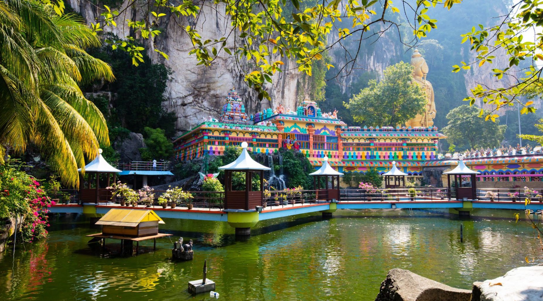 Hành trình quốc tế